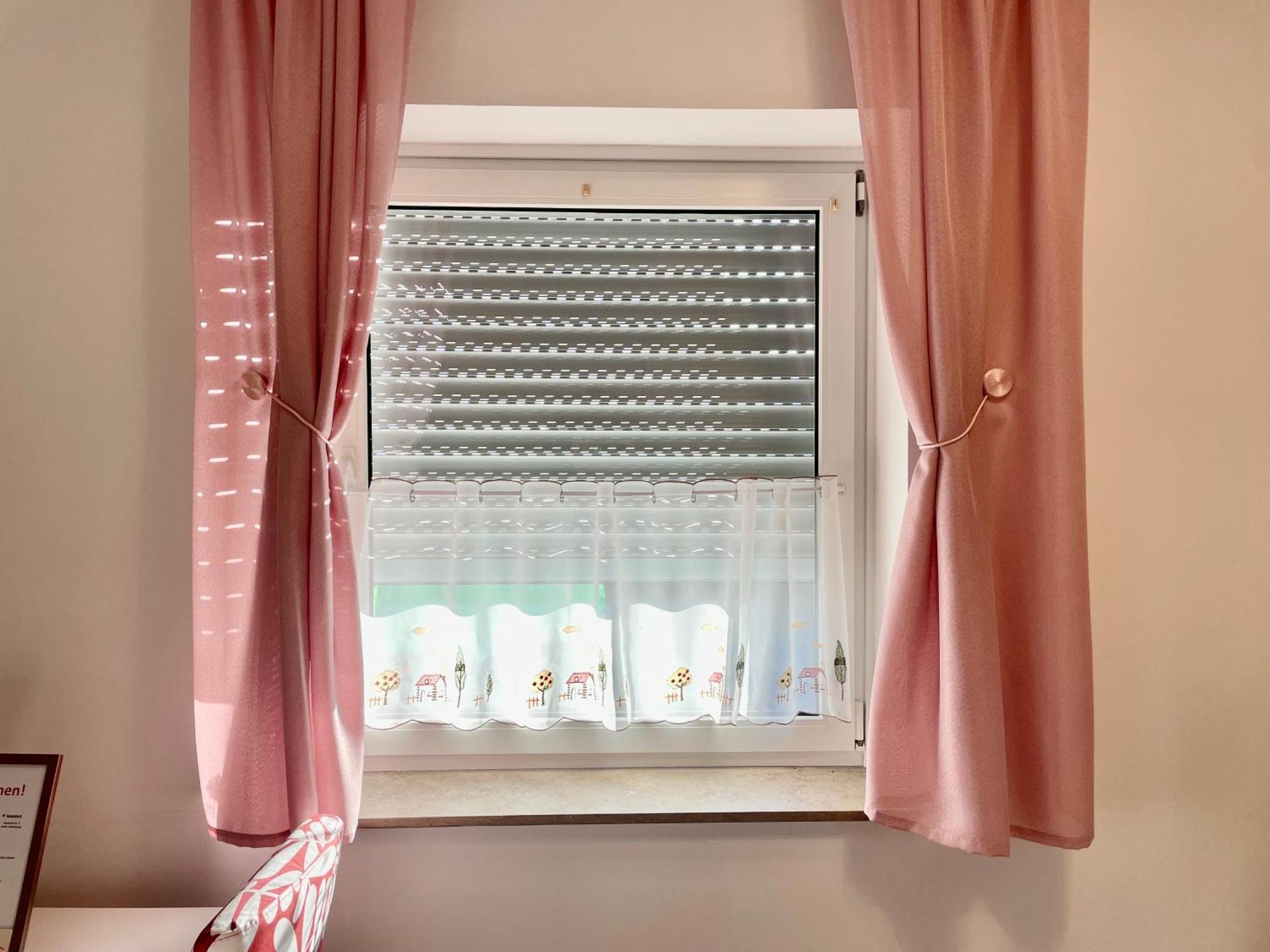 Casa Giulia 2 Zimmer Nahe Giessen, Kueche, Bad, Wlan, Parkplatz Krofdorf-Gleiberg ภายนอก รูปภาพ