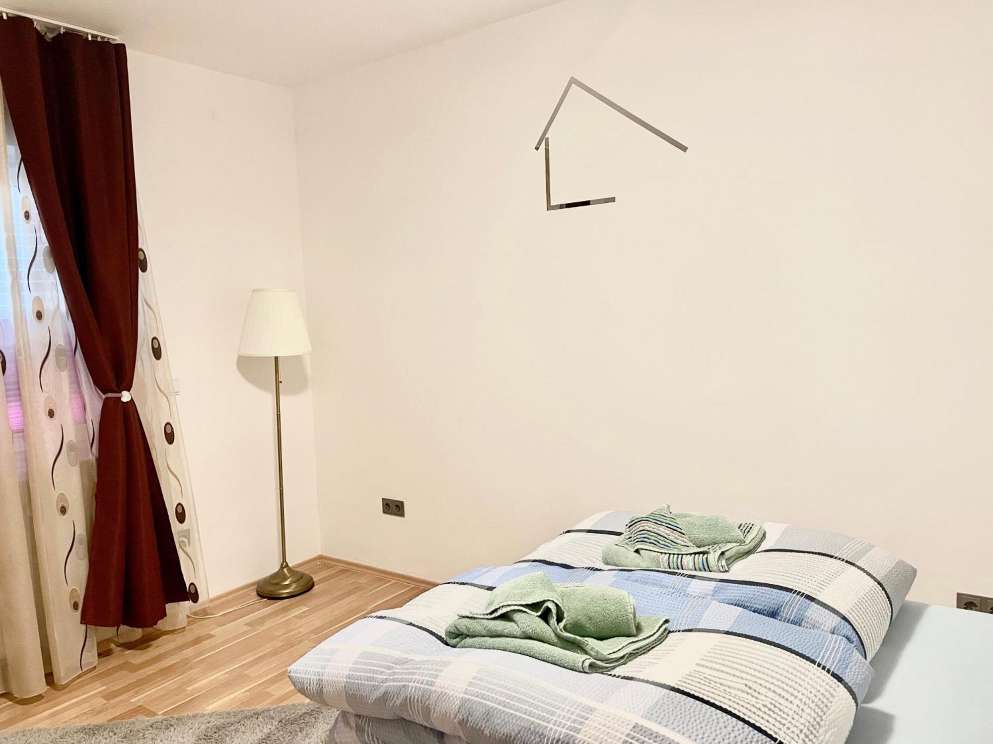 Casa Giulia 2 Zimmer Nahe Giessen, Kueche, Bad, Wlan, Parkplatz Krofdorf-Gleiberg ภายนอก รูปภาพ